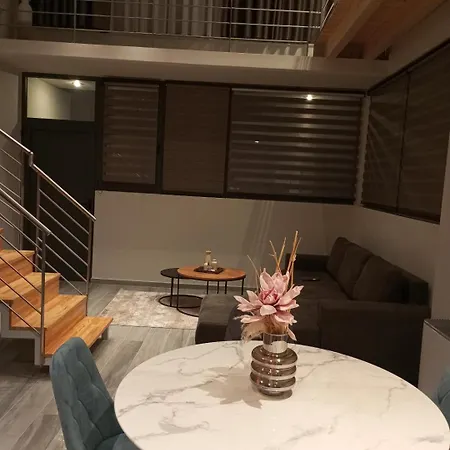 Cool Loft Appartement Tríkala